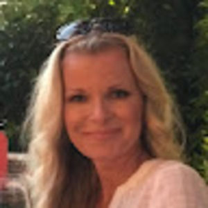 Meet your Posher, Agnes